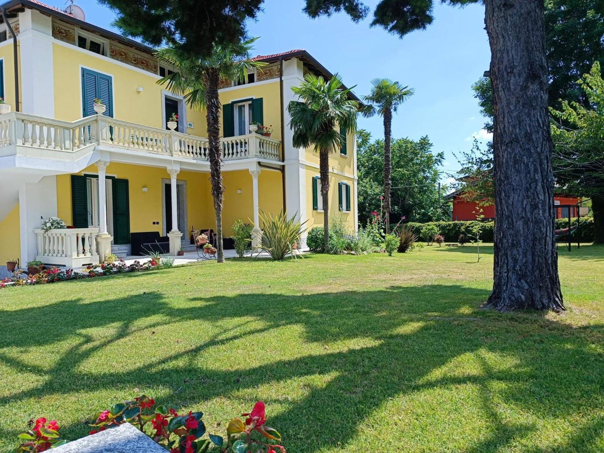 B&B Villa Preziosa Lago Maggiore レーザ エクステリア 写真
