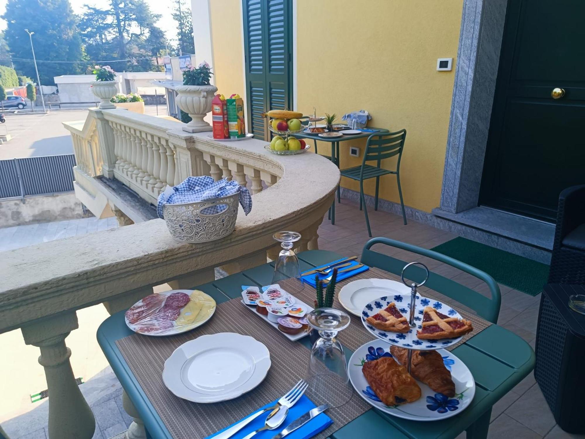 B&B Villa Preziosa Lago Maggiore レーザ エクステリア 写真